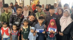 Nur Agis Aulia Salurkan Bantuan untuk Yatim Piatu